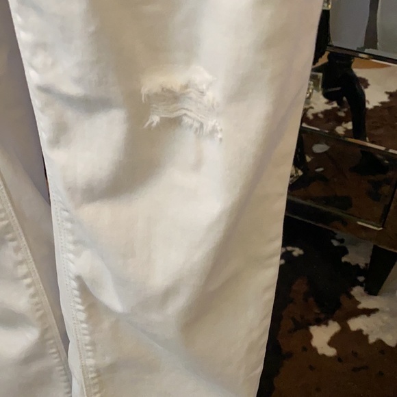 🌞🌞Floral appliqué white pant - Picture 3 of 8